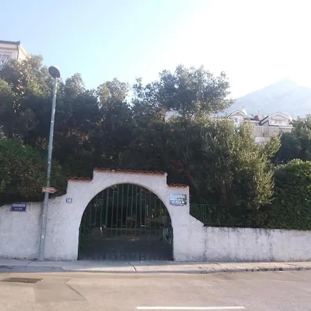 Ferienwohnung Fuer 4 Personen Ca 65 Qm In Zelenka, Dalmatien Mitteldalmatien *