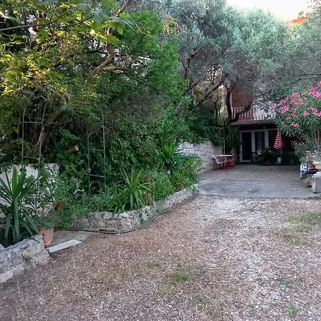 Ferienwohnung Fuer 4 Personen Ca 65 Qm In Zelenka, Dalmatien Mitteldalmatien Apartment Makarska
